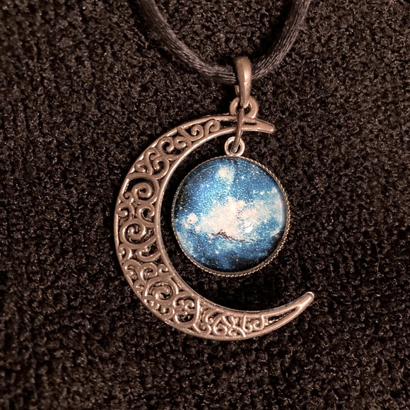 Jewelry - 🌙 Crescent Moon w/blue galaxy dangle charm necklace. 🎃Perfect for Halloween👻
